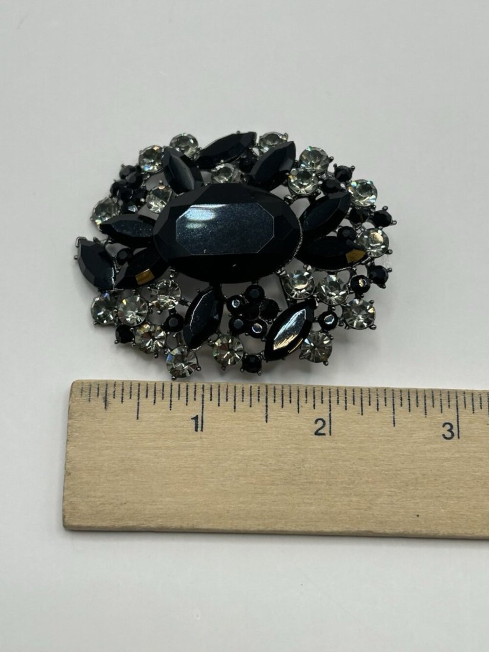 Large Black Rhinestone Costume Brooch Statement Pin Silver Tone Traitors Sparkle - Picture 9 of 10